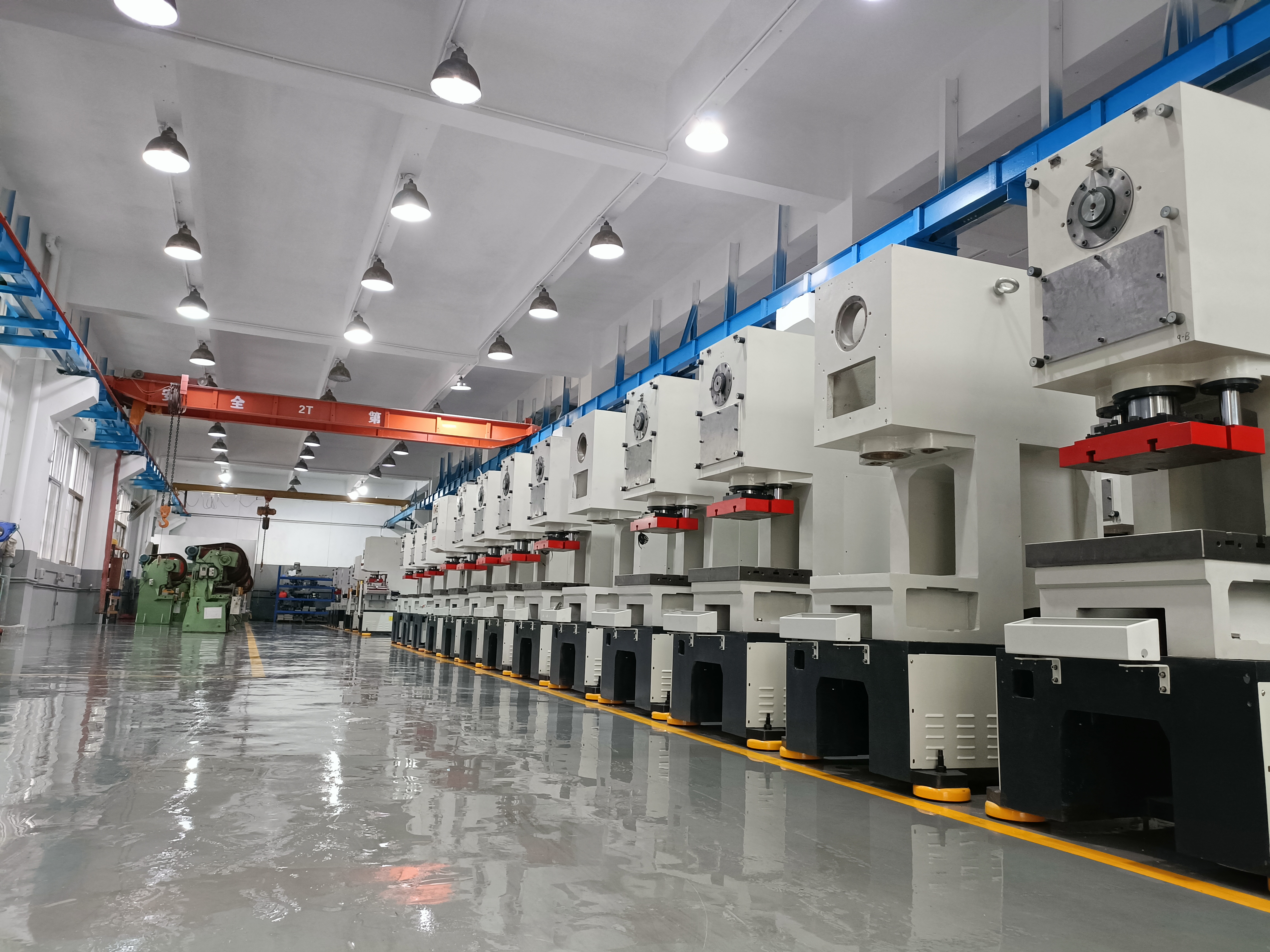 Servo Chong Factory Production Workshop (图2)